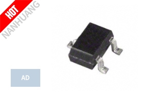 ADM1812-10AKS